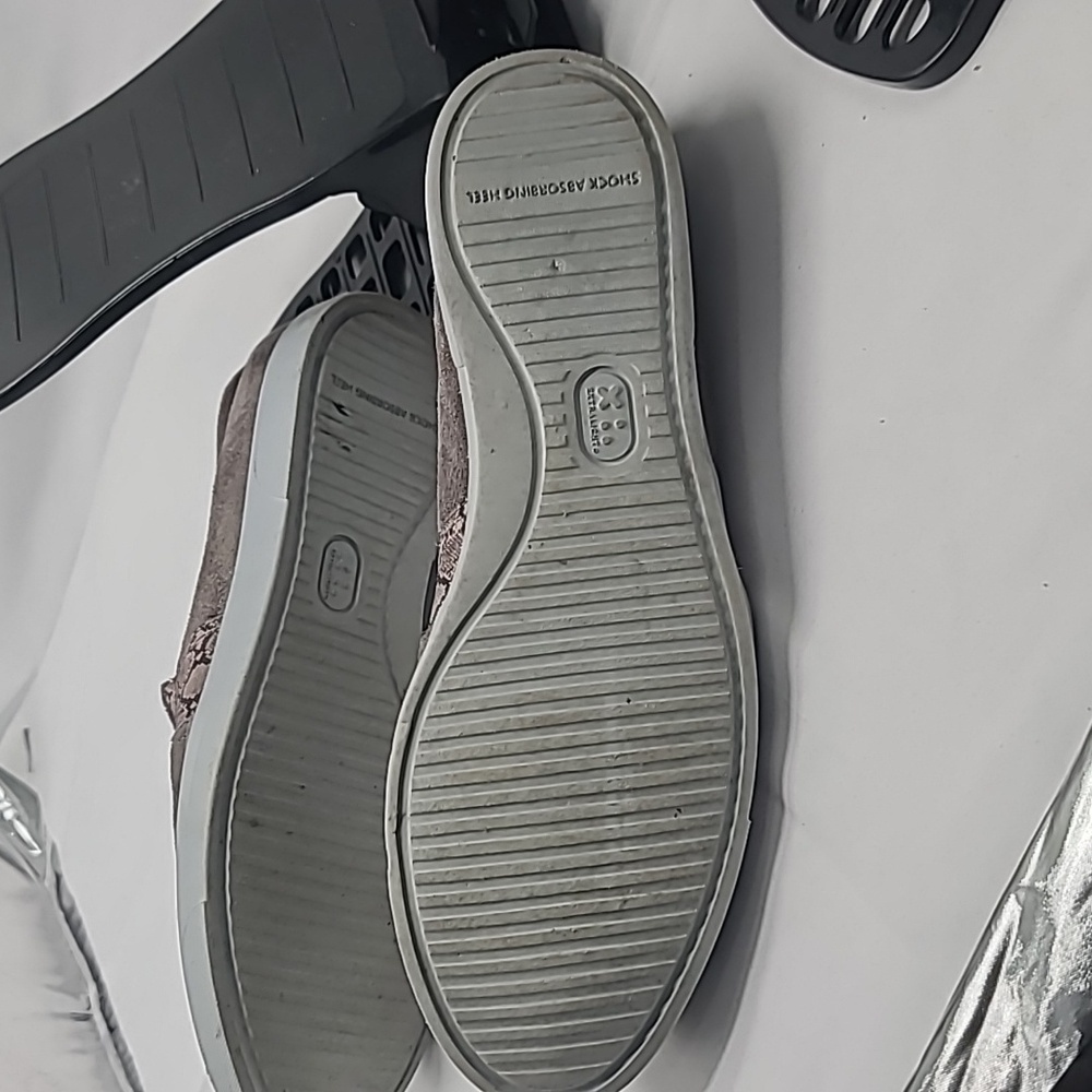 Munro Randie Slip-On Sneaker Sz. 99 View 4